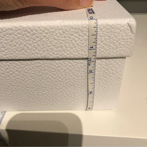 Large Dior Storage Box - Picture 5 of 9